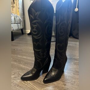 Steve Madden Black Western Cowboy Boots size 8